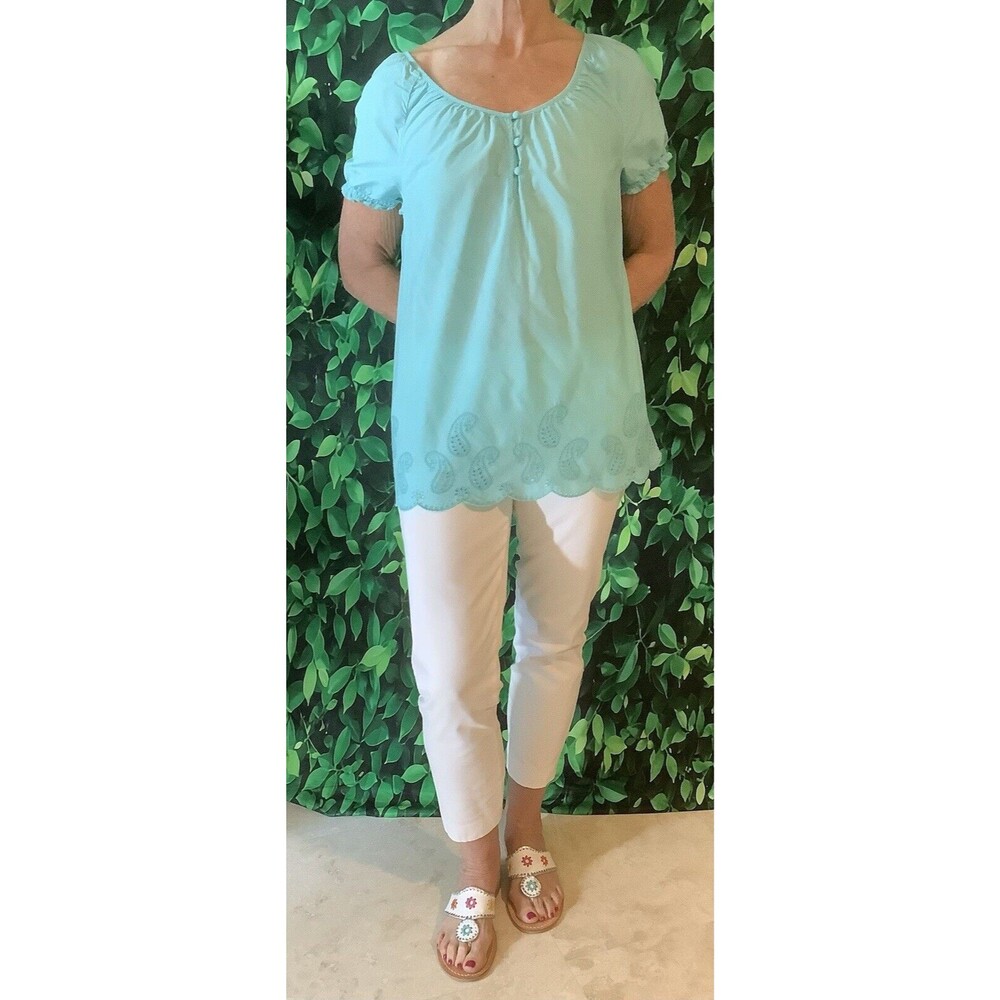 🌊 Tommy Hilfiger Aqua Blouse – Scalloped Hem, Cut-Out Paisley Detail – Size M